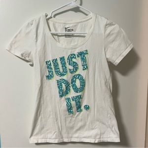 Nike tshirt